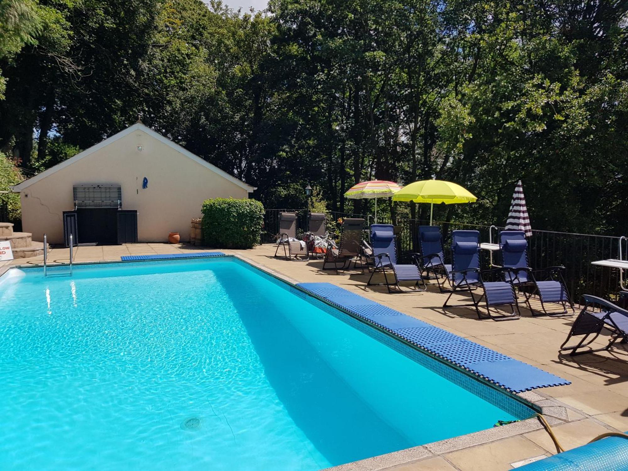 Ferienwohnung Woodside Ash Hot Tub & Pool Bideford Exterior foto